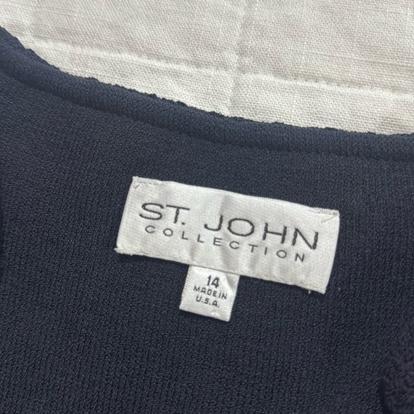 ST. JOHN Collection Blazer - Picture 6 of 12